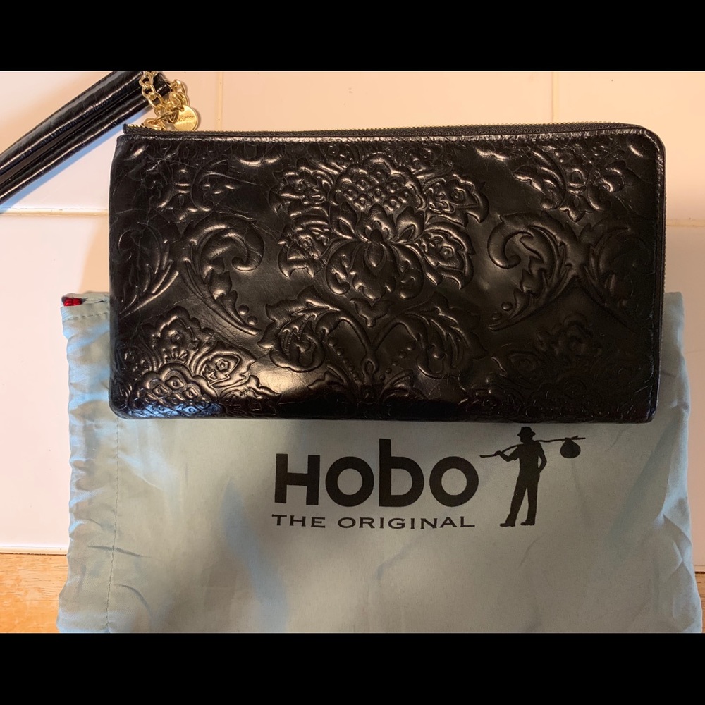 NEVER USED BRAND NEW wristlet